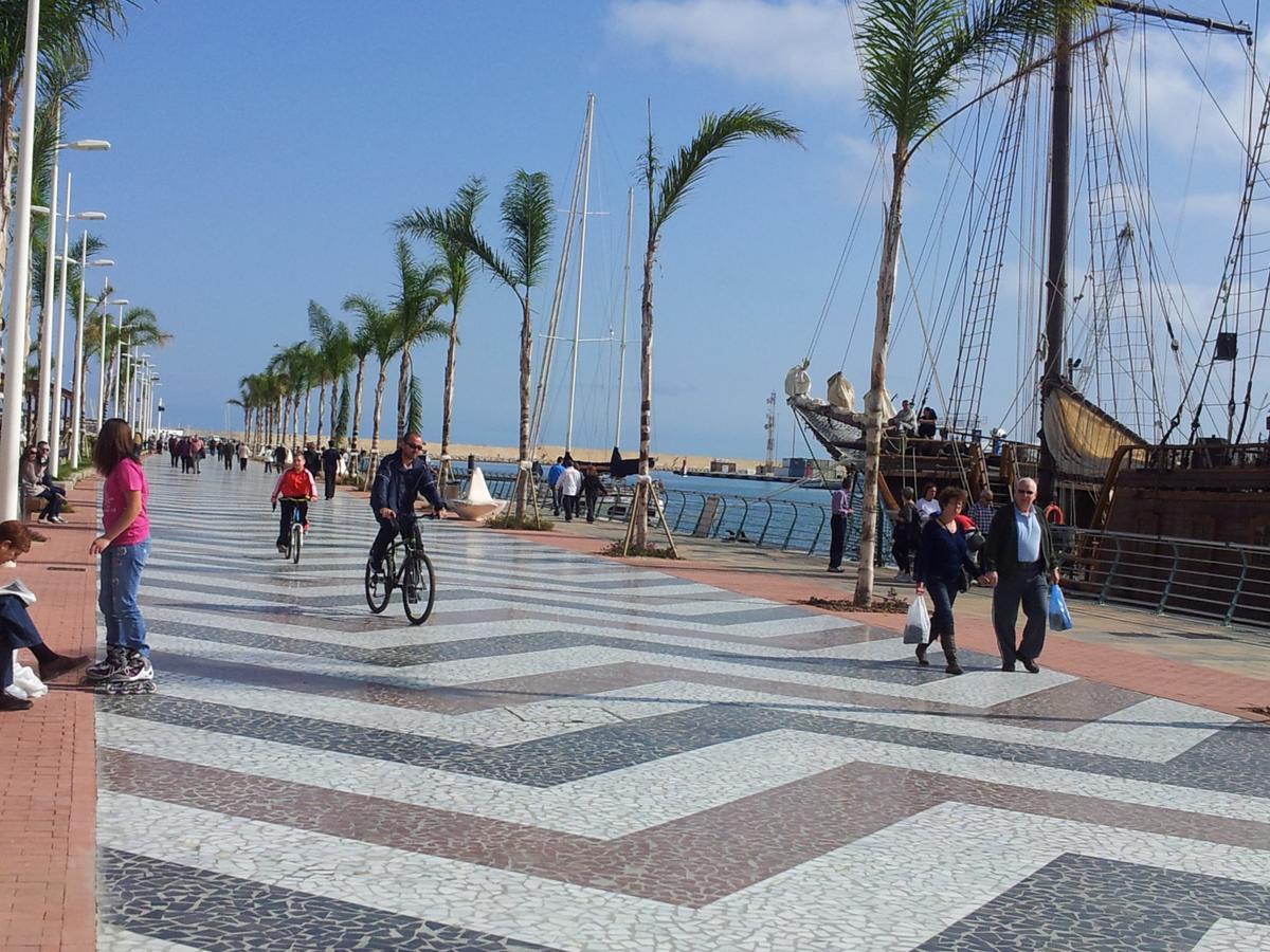 Beach & Port Гандия Экстерьер фото